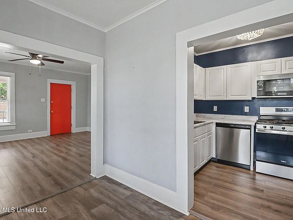 5th image of 4214 9th St