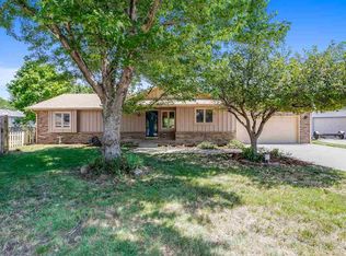 8120 W 2nd Ct N, Wichita, KS 67212