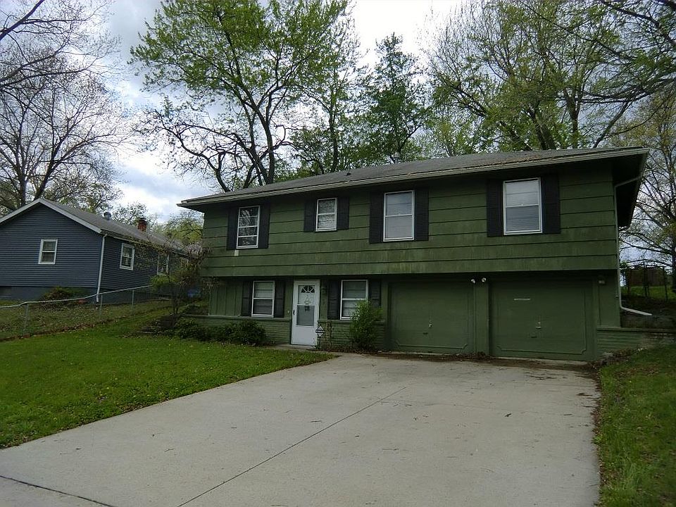 1st image of 642 N 82nd Ter