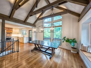 721 Hearthstone Dr, Lake Sherwood, MO