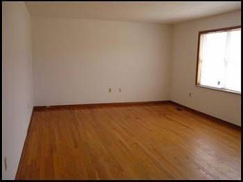 2nd image of 118 Shoffner Ln