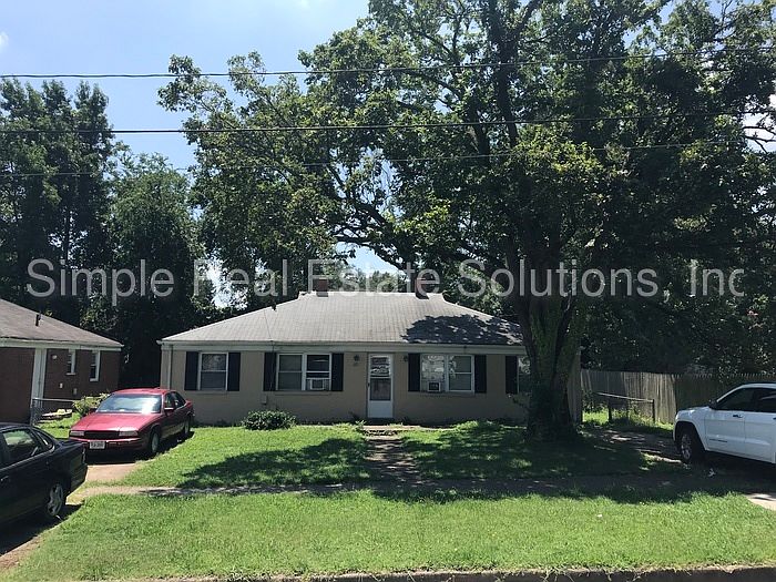 1st image of 207 Rogers Ave