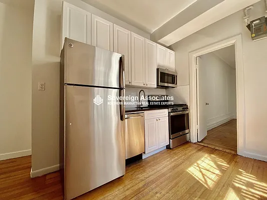 Rented by Sovereign Associates | media 4