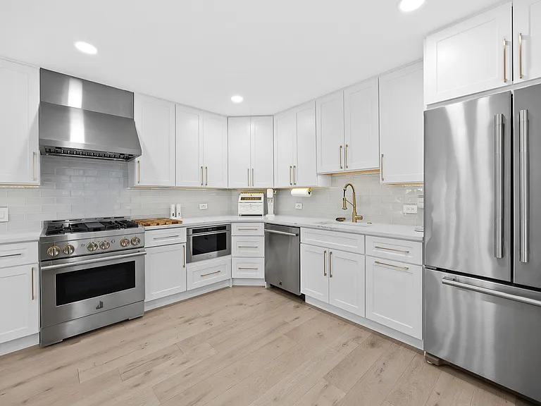 1504 Aberdeen Ct #1504 — Photo 10