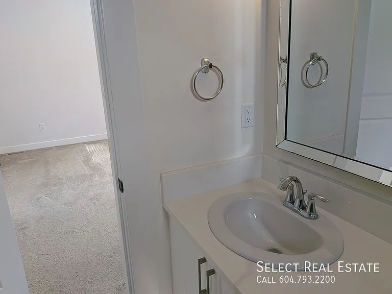 548 Park St #STREET1-1 — Photo 12