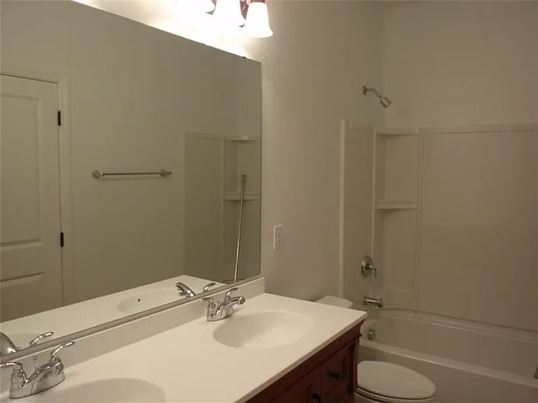 290 Venango Trl — Photo 16