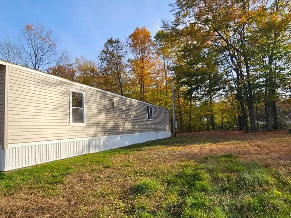 90 Birchwood Drive, Sabattus, ME 04280