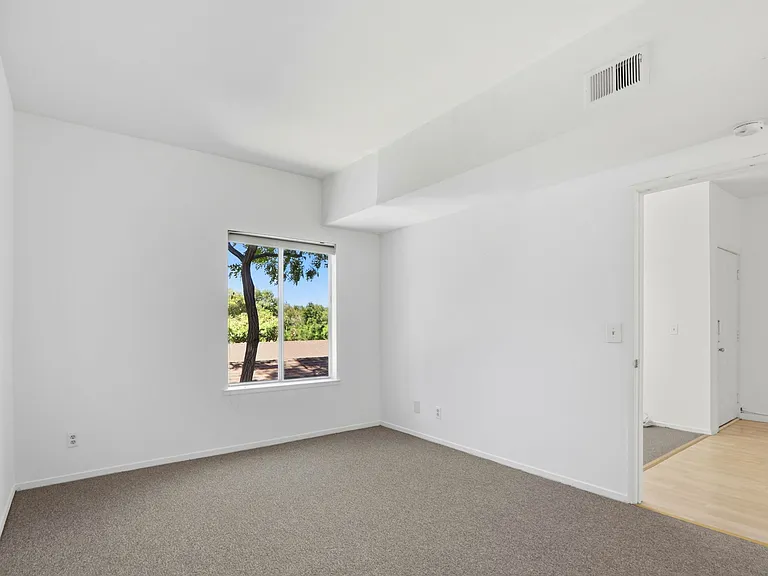 1850 Tradan Dr — Photo 22