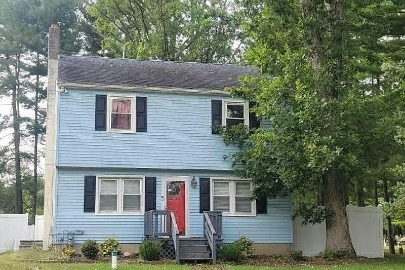 1st image of 1811 Herbert Blvd