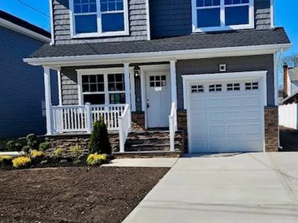 811 Front Street, Hempstead, NY 11550