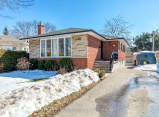 19 Powburn Pl, Toronto, ON M9R 2C5