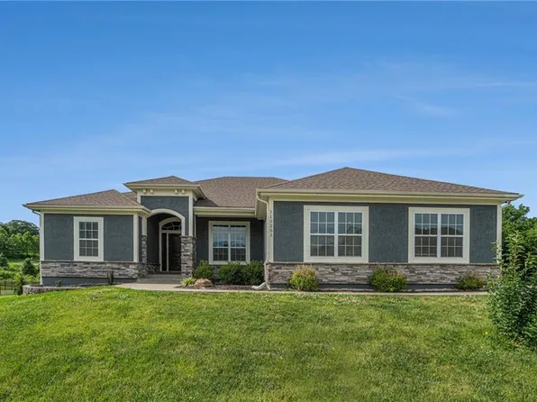 11525 Parkview Ave, Kansas City, KS 66109