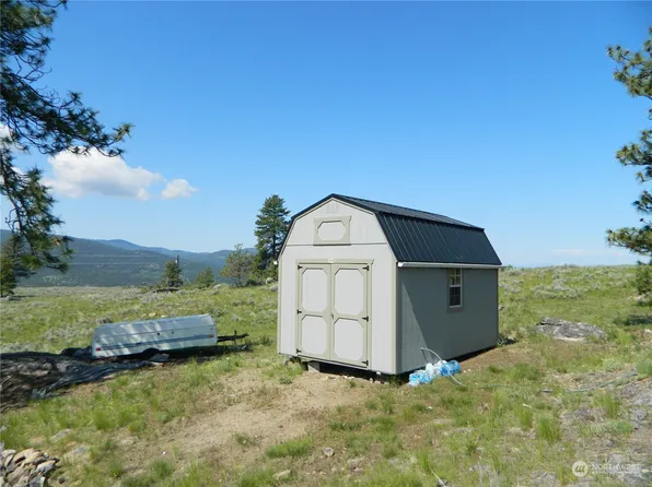153 Neil Canyon Road, Tonasket, WA 98855