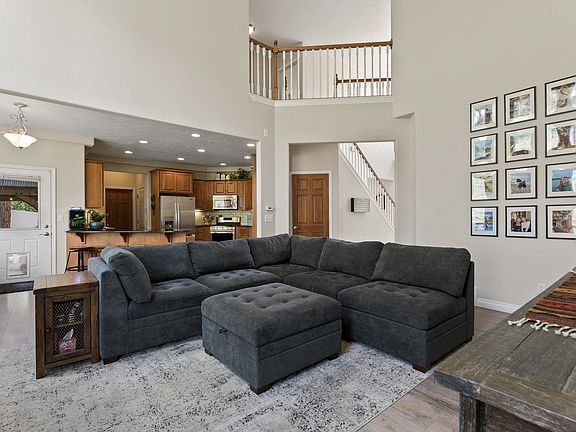 5th image of 16401 E Whirlaway Ln