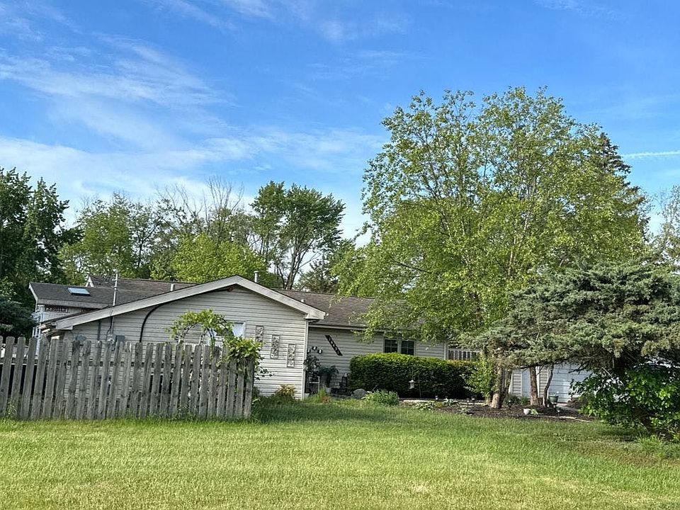 1st image of 16431 Sherwood Dr