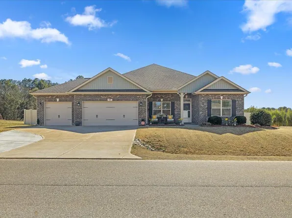 99 Preserve Dr, Benson, NC 27504