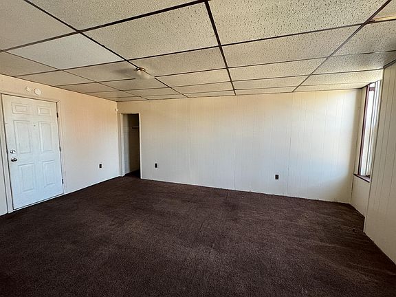 4th image of 996 Jefferson Ave APT 17