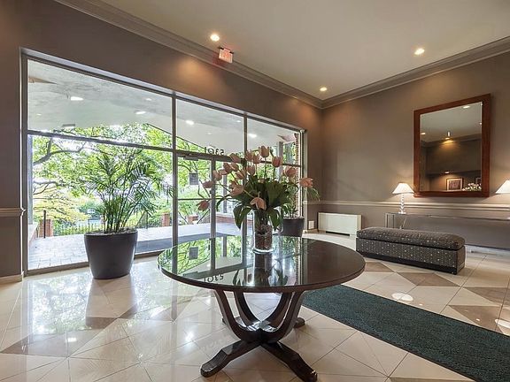 4th image of 5301 Westbard Cir APT 222