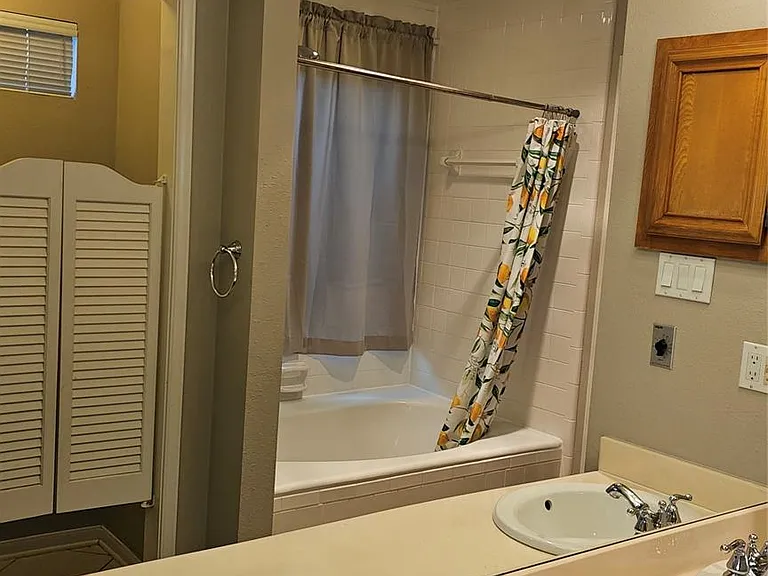 3607 Duncaster Dr — Photo 28