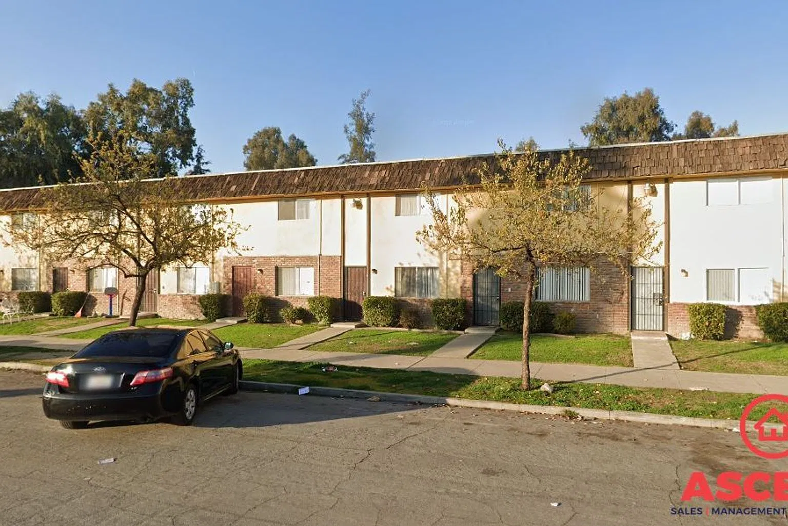 1400 Kern St — Photo 1