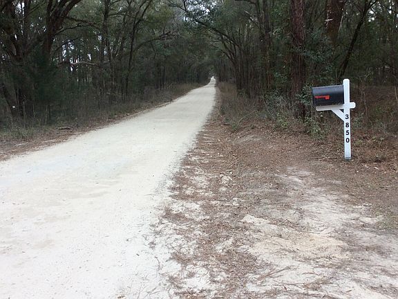 Entrance off county road
