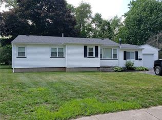 71 Knob Rd, Rochester, NY 14626