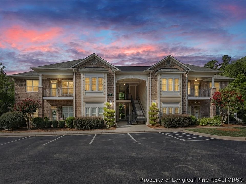 1st image of 2671 Lockwood Rd Unit 201