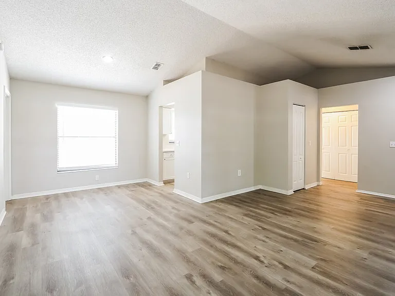 1023 Malletwood Dr — Photo 13