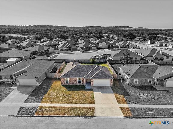 3rd image of 3511 Rock Island St