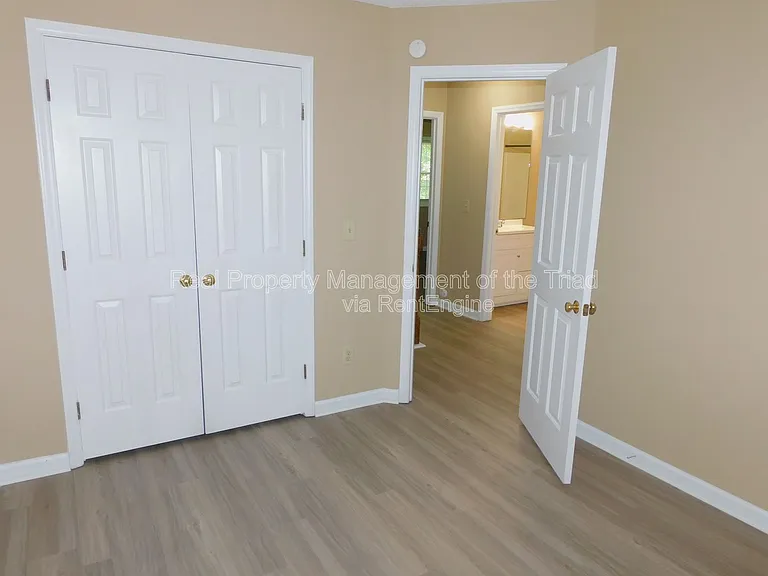 7185 Avenbury Cir — Photo 20