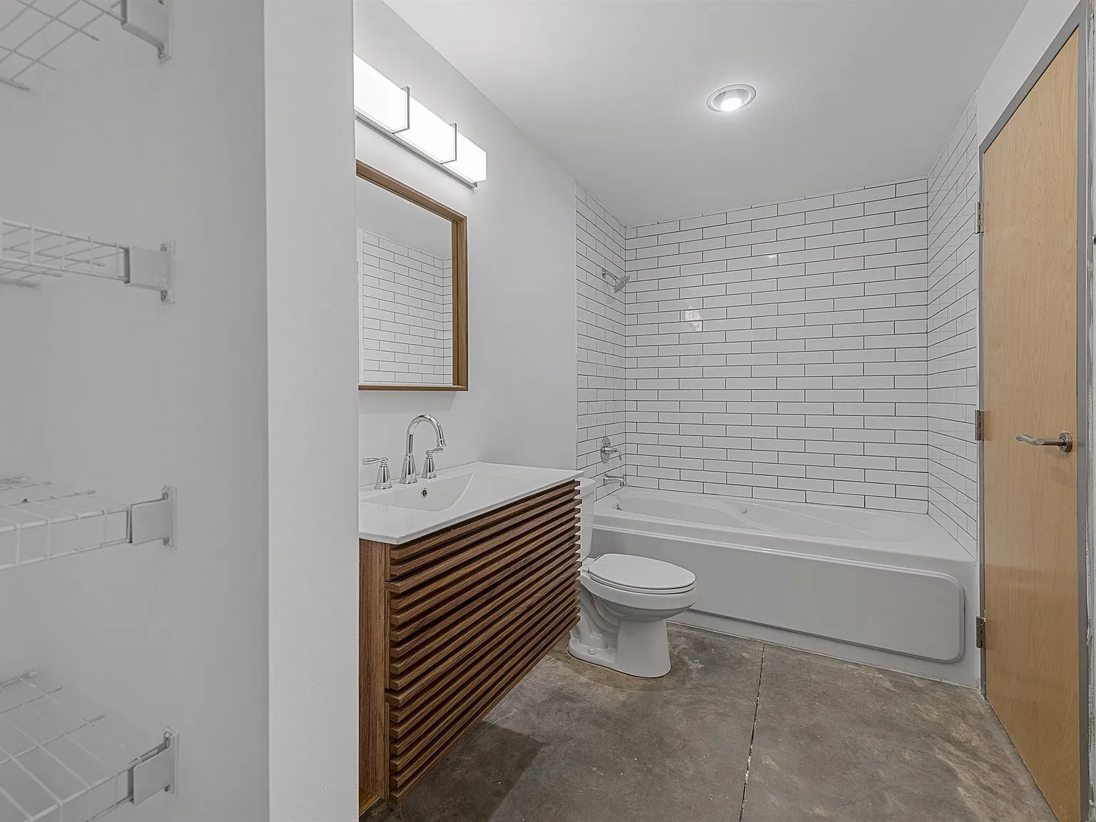 GW Lofts — Photo 4