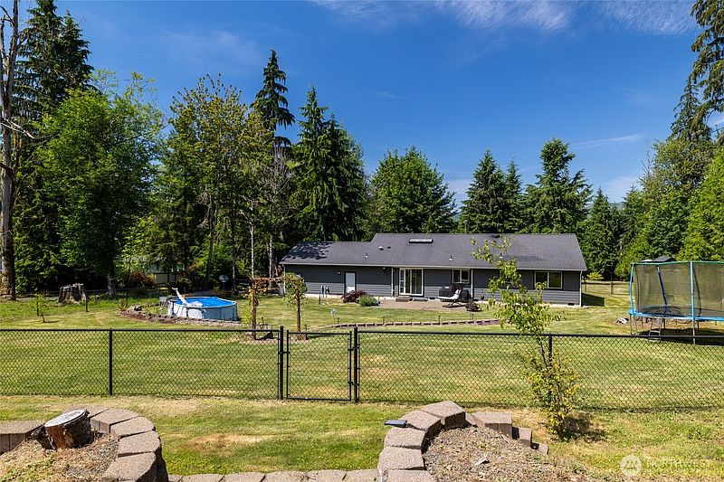 4th image of 107 Skyview Drive
