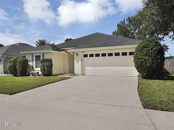 4th image of 2550 COACHMAN LAKES Drive