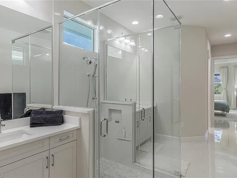 8982 Gustavia Ct — Photo 15