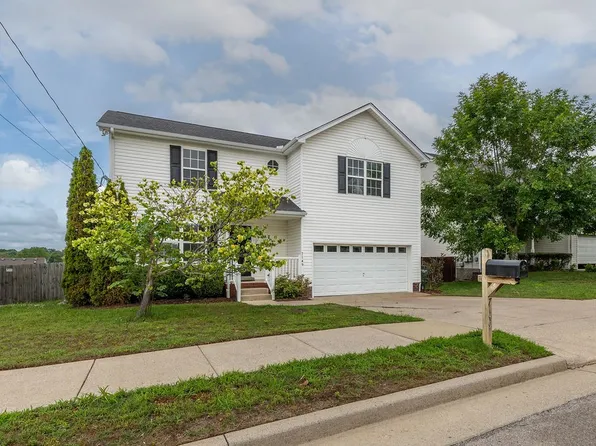 7149 Legacy Dr, Antioch, TN 37013