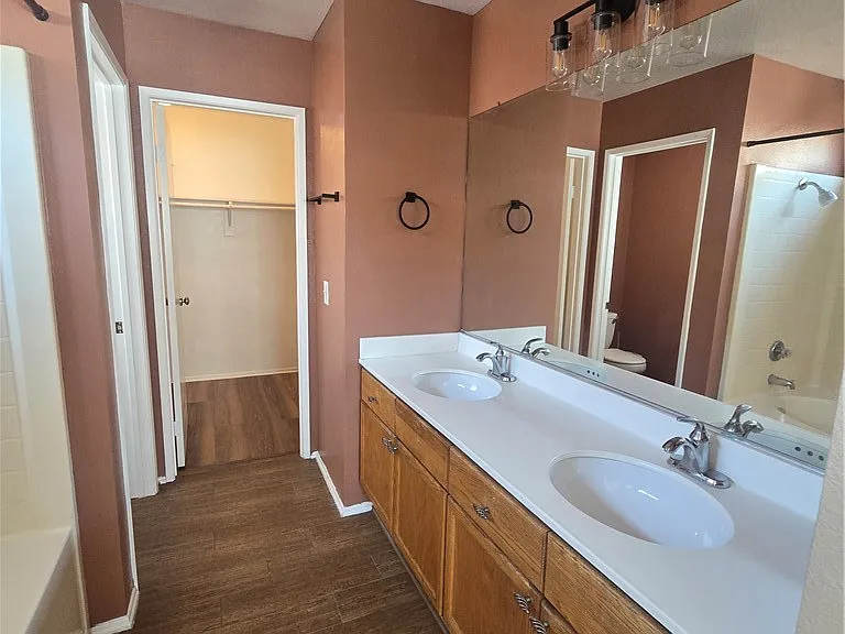 881 Bramble Ln — Photo 27