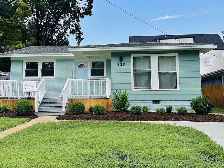 829 Coleman St — Photo 1