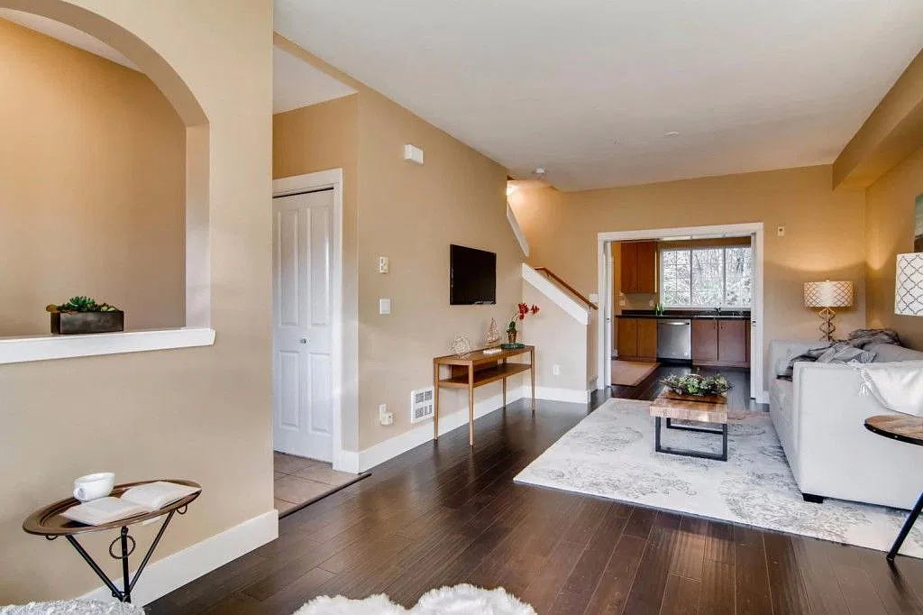 Beautiful 2 Bedroom 2 Bath Redmond Home Close to Starlink! — Photo 4