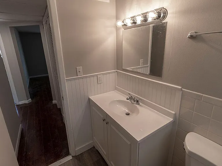 1309 N Golf Blvd #B — Photo 17