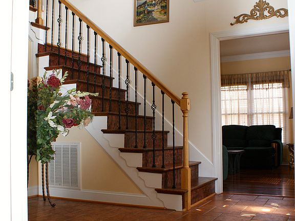 4th image of 3271 Deerfield Ct