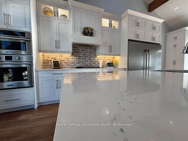 448 Grandview Dr — Photo 7