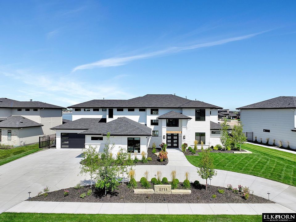 1st image of 5711 N 294th Circle Valley NE