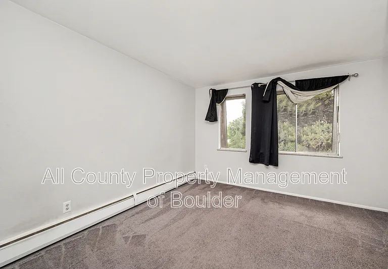 745 Thomas Dr #19 — Photo 13
