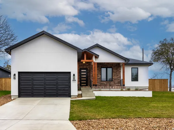 8227 OLD AUSTIN ROAD, Selma, TX 78154