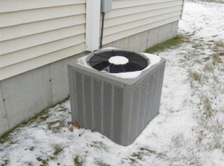 46 Lea Ln, Fall River, MA 02721