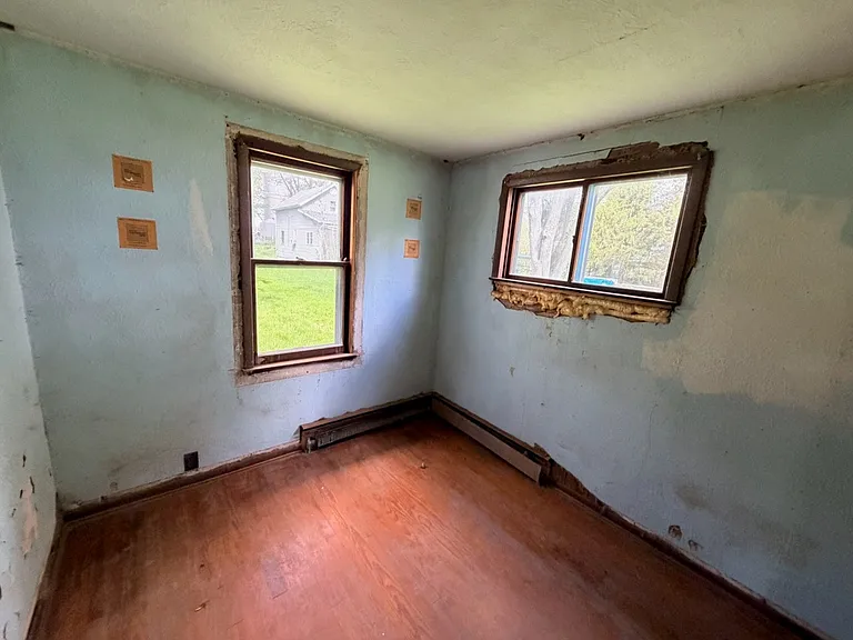 143 Elm St — Photo 7