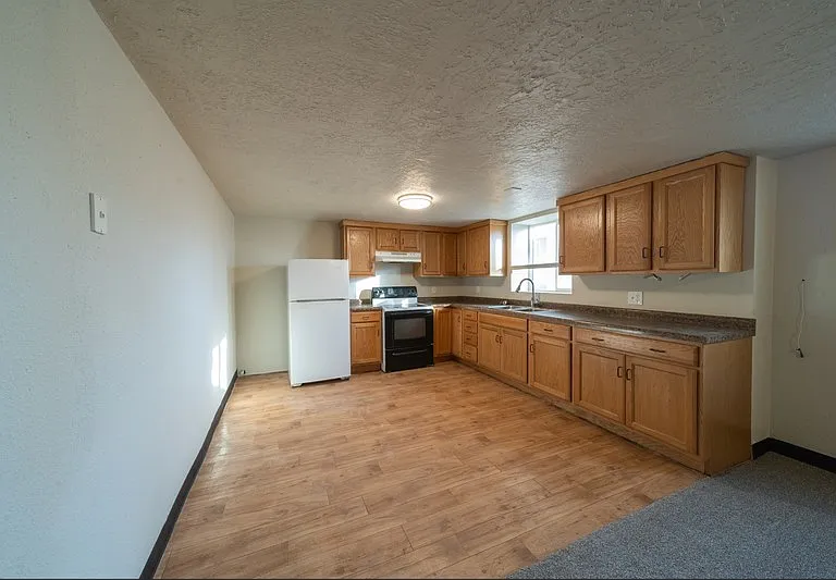 480 E 200 N #2 — Photo 2