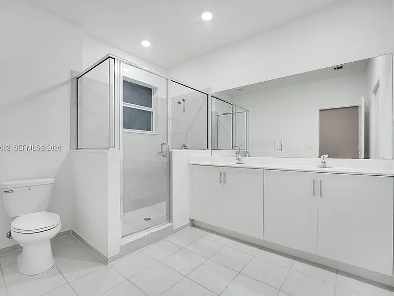 2615 SE 11th St #2615 — Photo 12