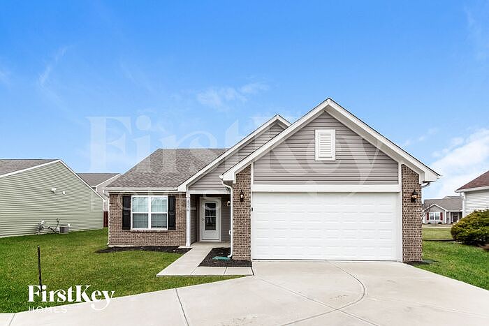 1st image of 2116 Willow Oak Ct