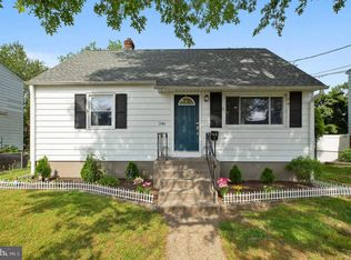 246 Mercer Ave, Bellmawr, NJ 08031